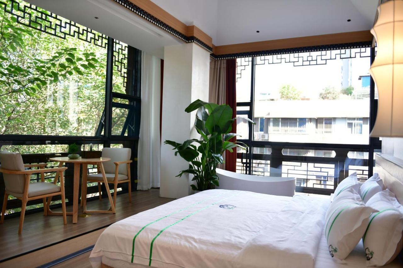 Xishu Garden Inn - Travel Agency Service - Car Rent Service - English Speaking تشنجدو المظهر الخارجي الصورة